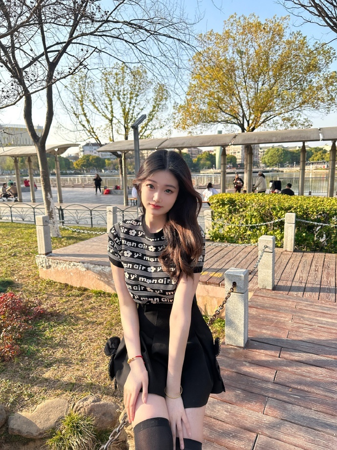 葬送的芙莉莲 封面